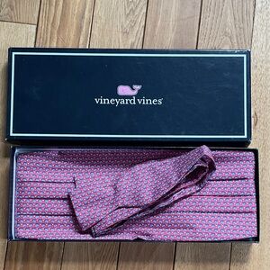Vineyard Vines Men's Pink and Blue Geometric Tie